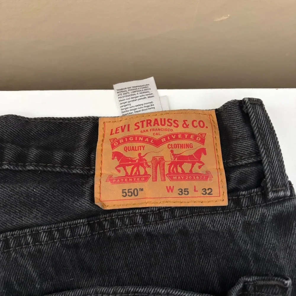 Levis Mens 550 Relaxed Fit Tapered Leg Jeans Size 35x32 Black Denim Baggy Skater